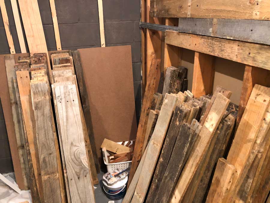 Organizing Pallet Boards